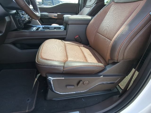 New 2026 Ford F350 King Ranch w/ Chrome Package AWD/4WD image 11
