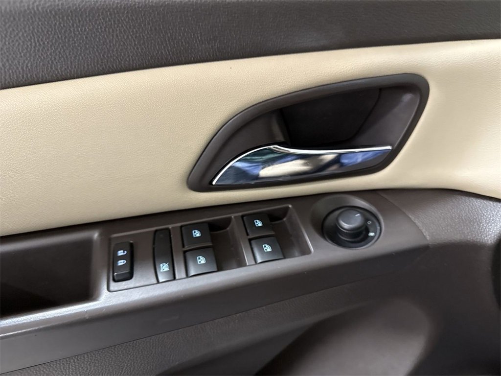 Used 2015 Chevrolet Cruze LTZ w/ Sun, Sound and Sport Package image 21