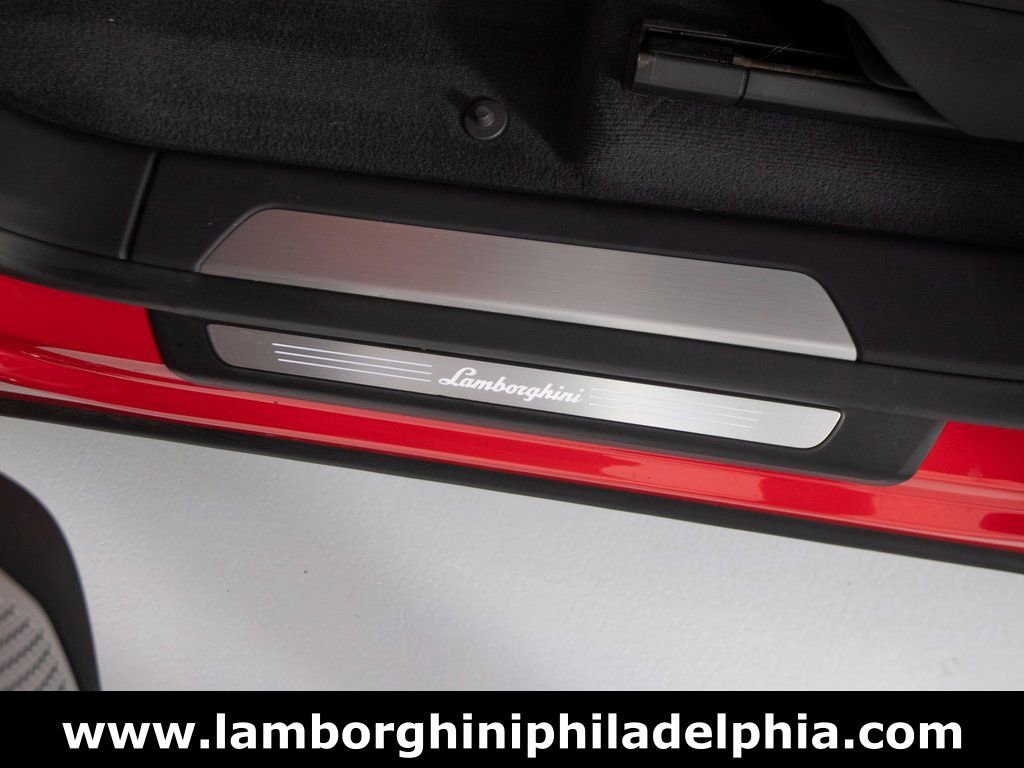 Used 2024 Lamborghini Urus S image 16