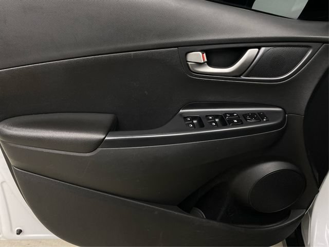 Used 2018 Hyundai Kona Limited AWD/4WD image 26