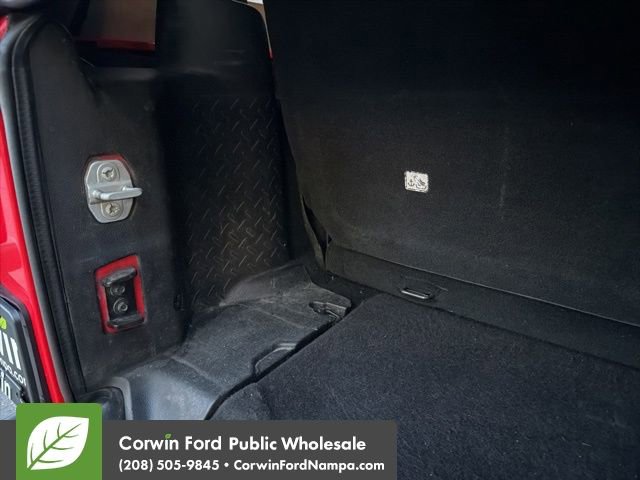 Used 2015 Jeep Wrangler Sport w/ Connectivity Group image 29