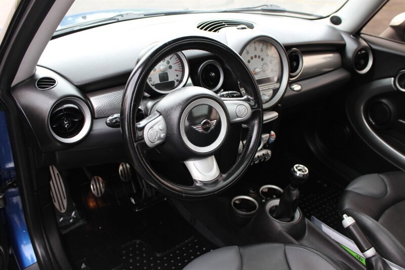 Used 2008 MINI Cooper S FWD image 9