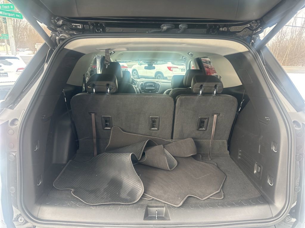 Used 2019 Chevrolet Traverse RS image 33