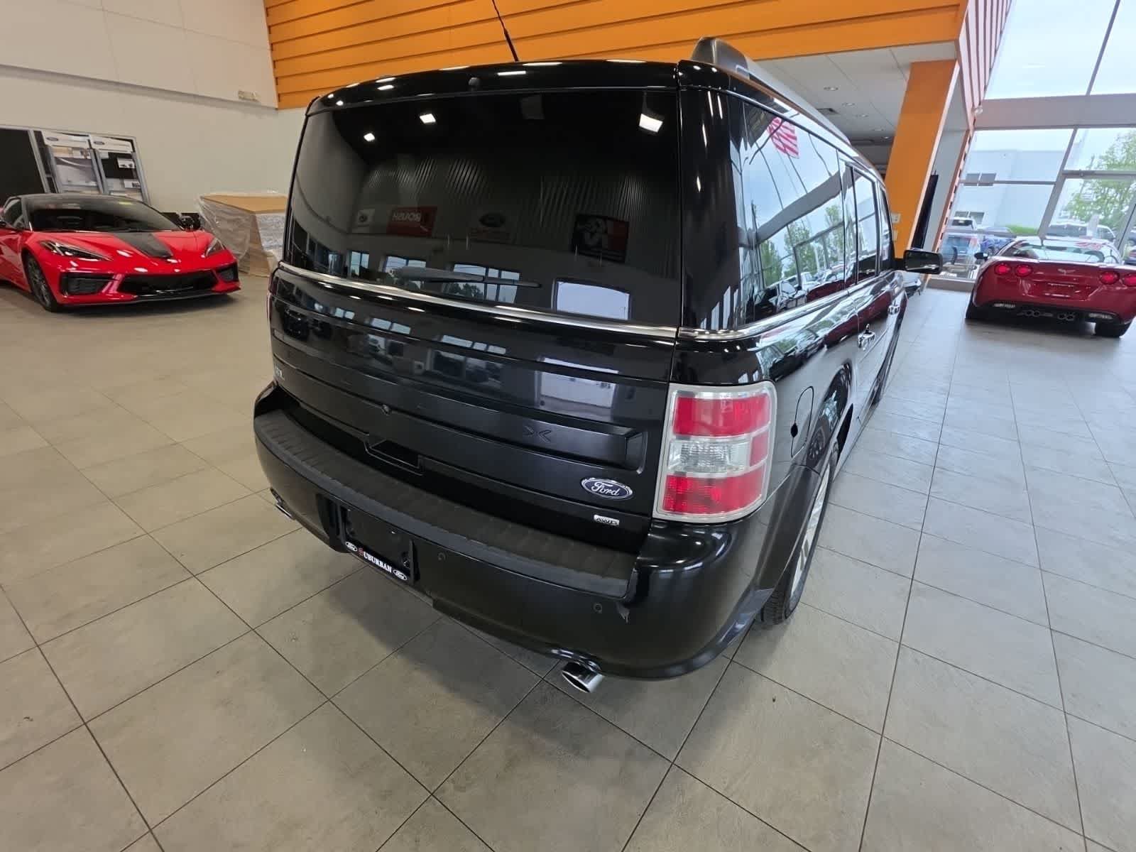 Used 2018 Ford Flex SEL w/ Equipment Group 202A AWD/4WD image 10