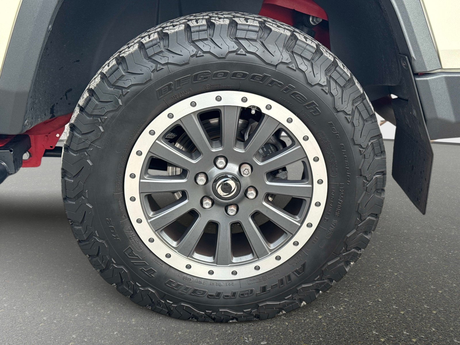 Used 2024 INEOS Grenadier AWD/4WD image 9