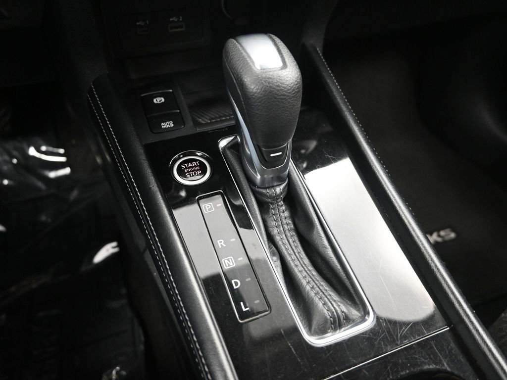 Used 2024 Nissan Kicks SV image 23