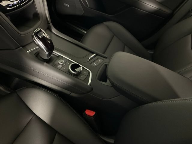 New 2026 Cadillac XT5 Luxury FWD image 13