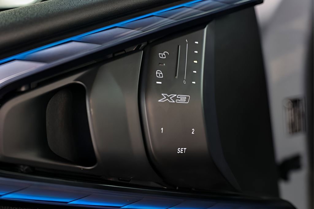 Used 2025 BMW X3 xDrive30i image 36