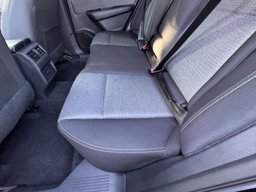 Certified 2023 Nissan Rogue SV FWD image 21