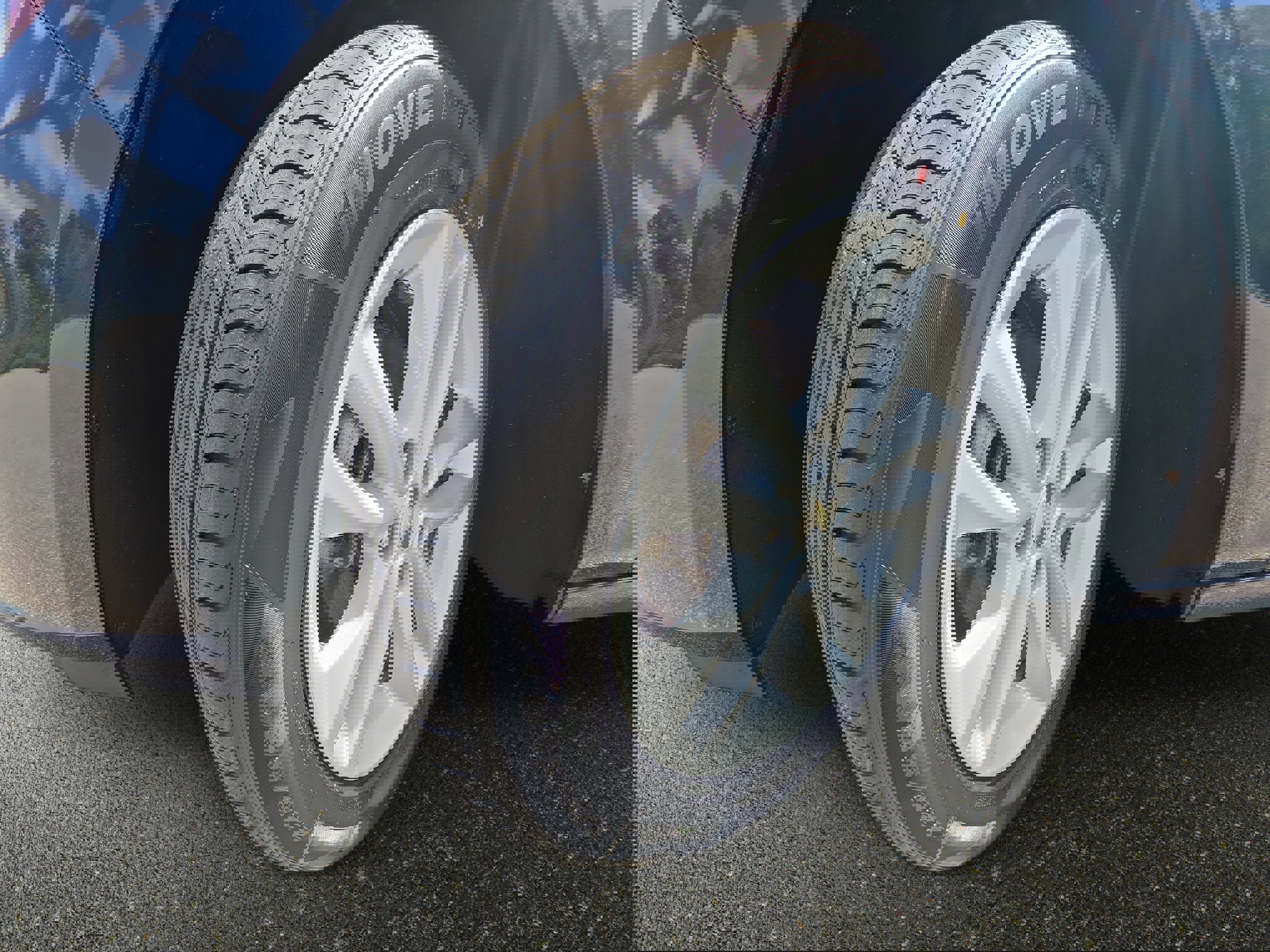 Used 2017 Chevrolet Malibu LT image 31