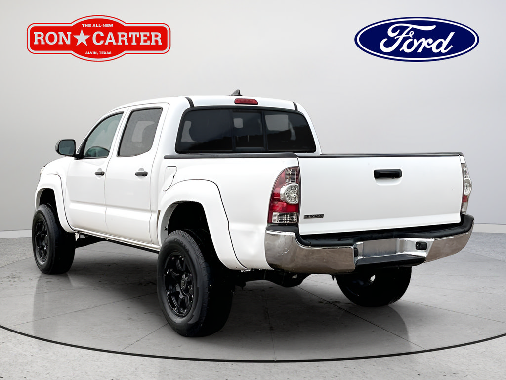 Used 2014 Toyota Tacoma PreRunner w/ SR5 Package RWD image 4