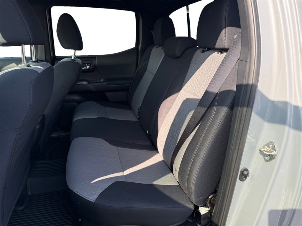 Used 2020 Toyota Tacoma SR5 image 16