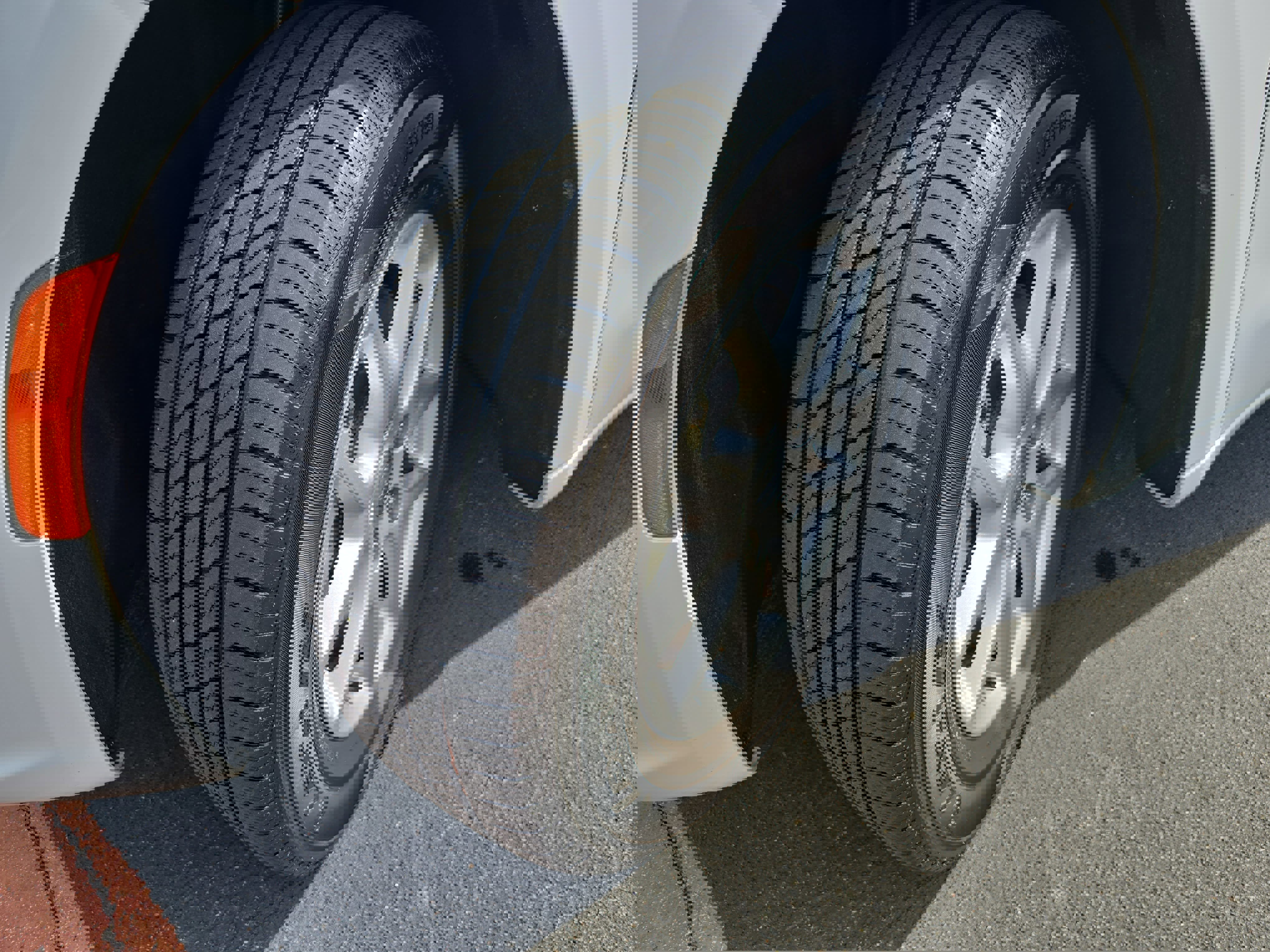 Used 2024 Chrysler Pacifica Touring-L image 30