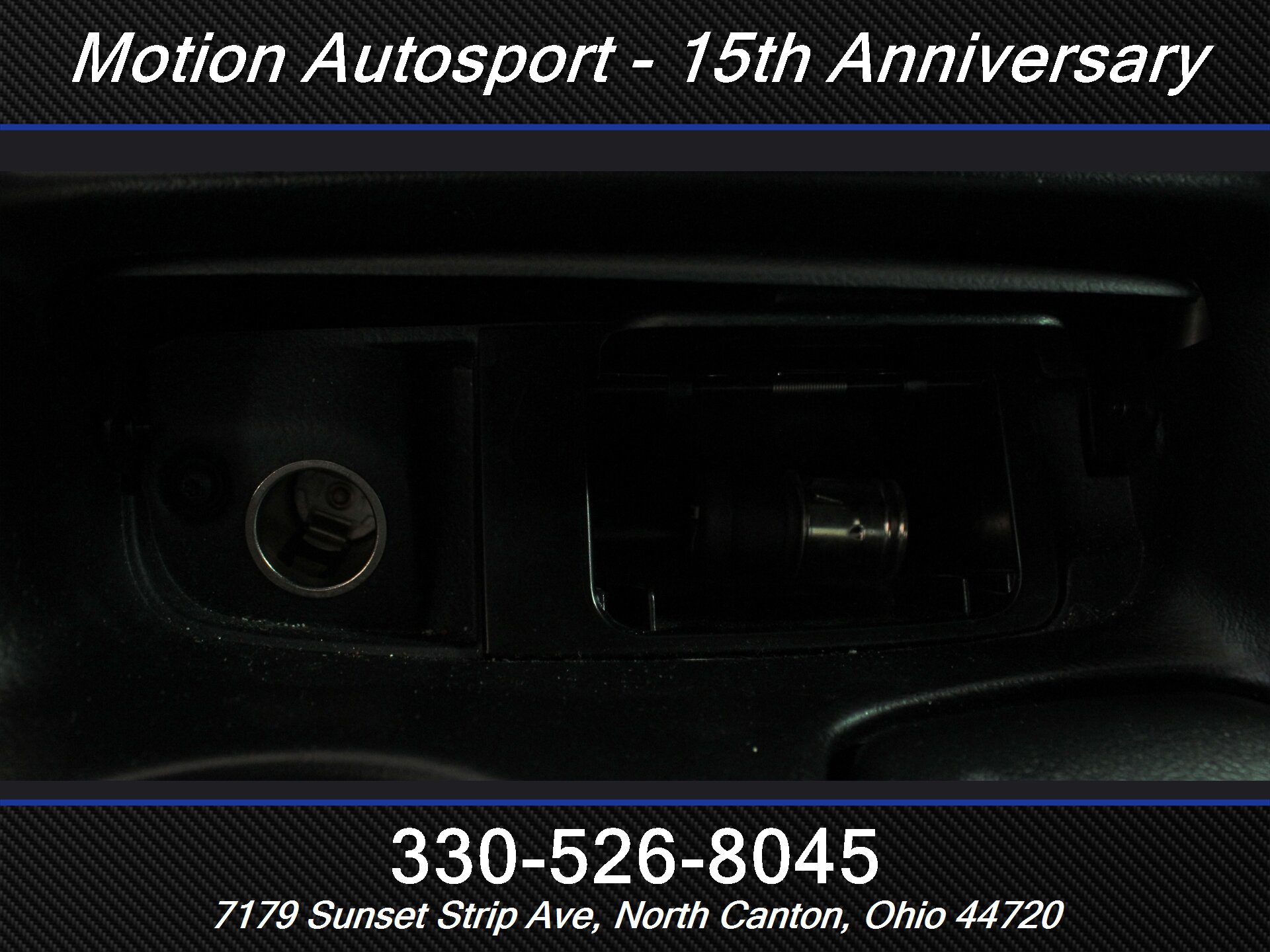 Used 2004 Chevrolet Corvette Coupe w/ Preferred Equipment Group RWD image 26