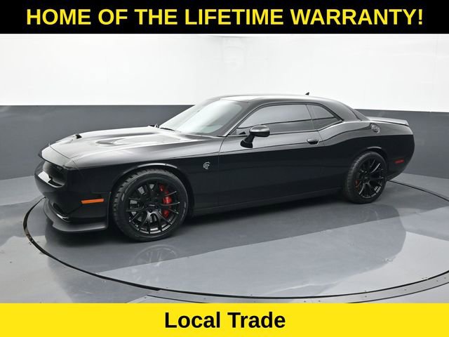 Used 2016 Dodge Challenger SRT Hellcat RWD image 3