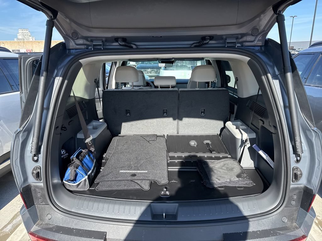 New 2026 Hyundai Santa Fe SE FWD image 16