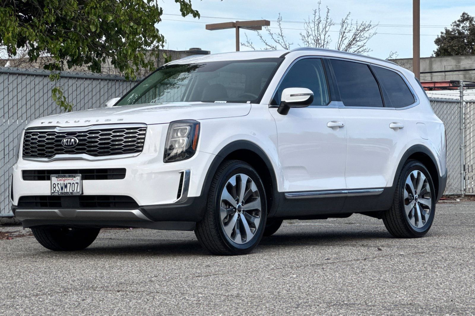 Used 2021 Kia Telluride EX w/ EX Premium Package image 8