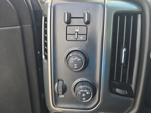 Used 2019 Chevrolet Silverado 1500 LT w/ All Star Edition image 25