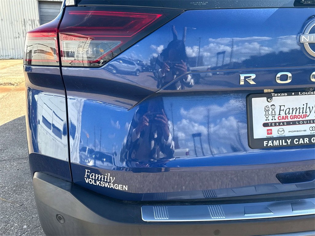 Used 2022 Nissan Rogue SL w/ SL Premium Package image 8