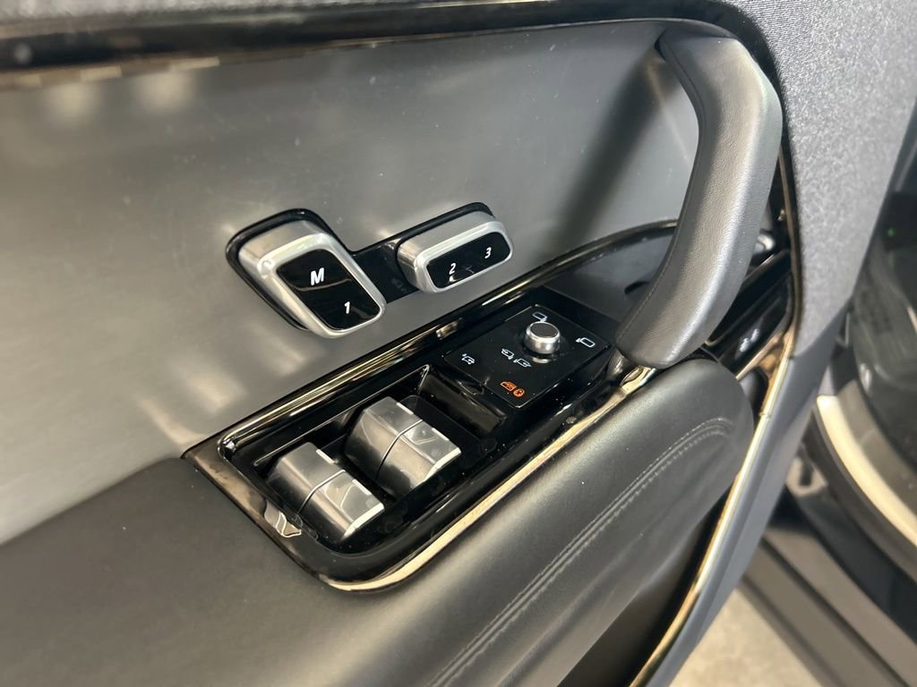 Used 2024 Land Rover Range Rover Sport Dynamic SE image 37