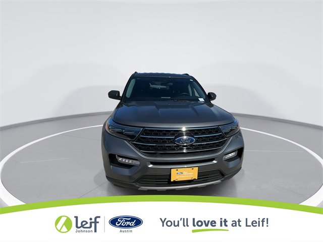 Used 2023 Ford Explorer XLT w/ Equipment Group 202A image 3