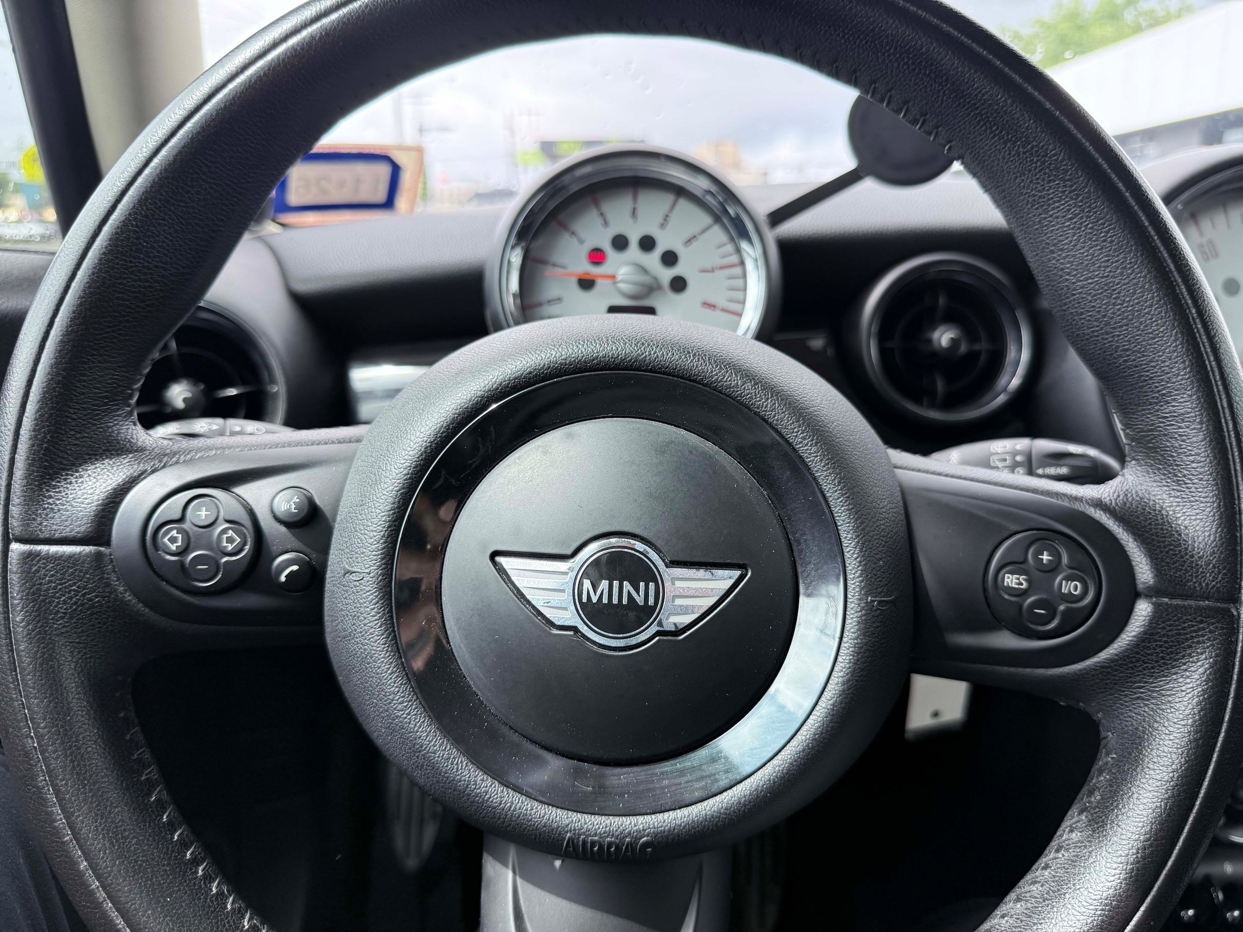 Used 2011 MINI Cooper S FWD image 16