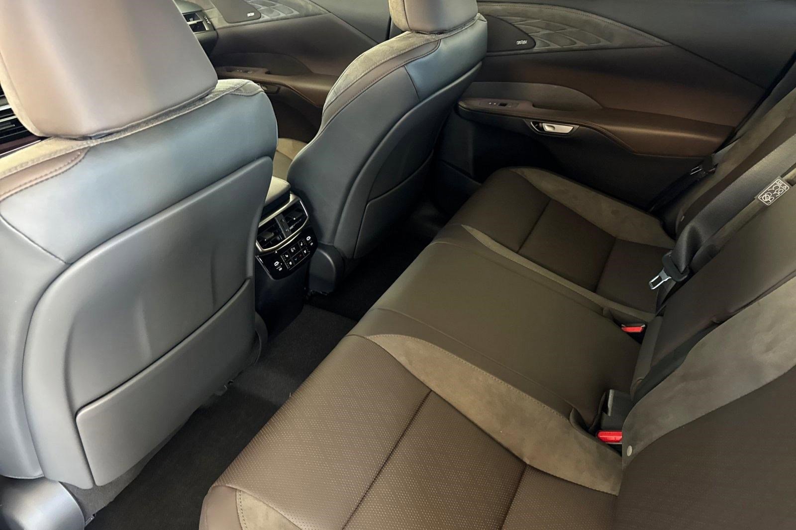 New 2026 Lexus RX 350h AWD/4WD image 15