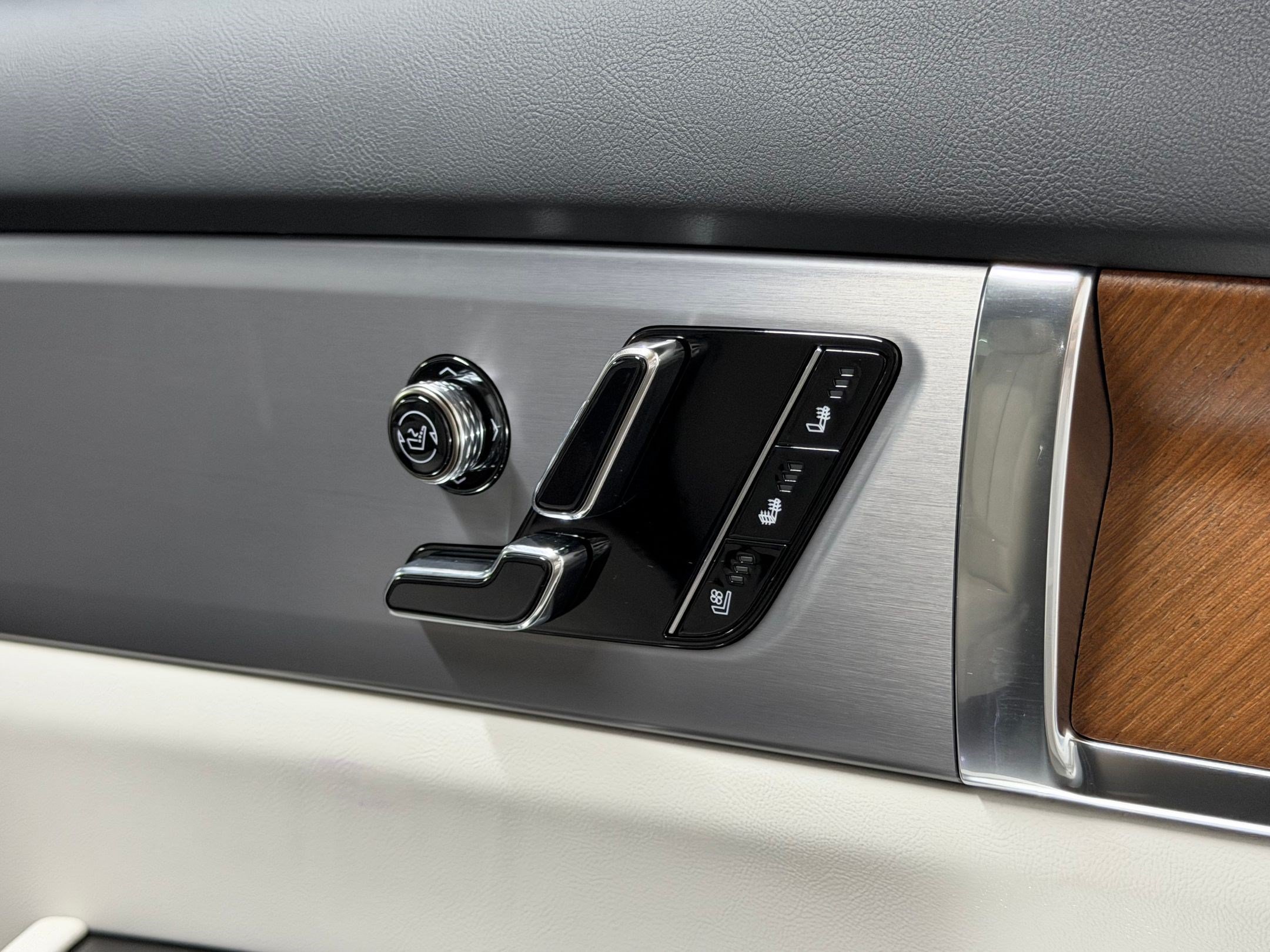 New 2026 Cadillac Vistiq Sport AWD/4WD image 51