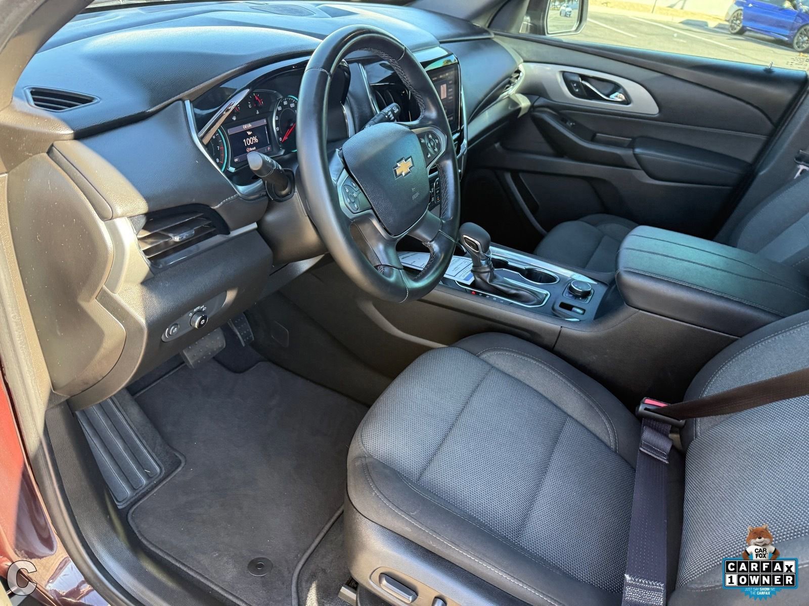 Used 2023 Chevrolet Traverse LT image 19