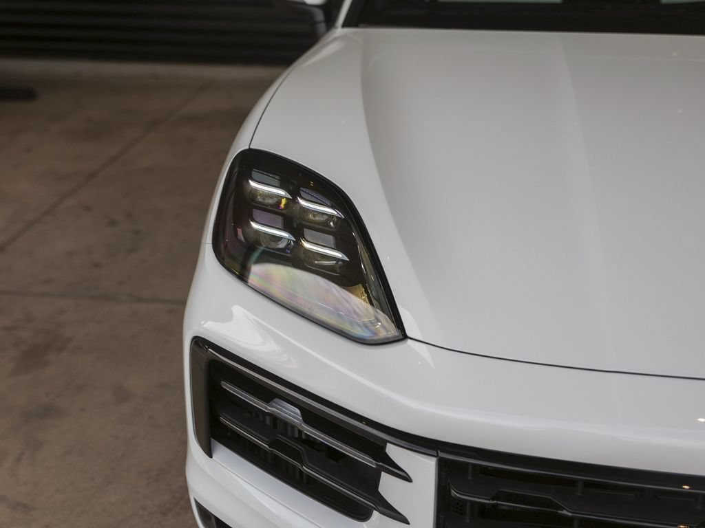 New 2026 Porsche Cayenne AWD/4WD image 11