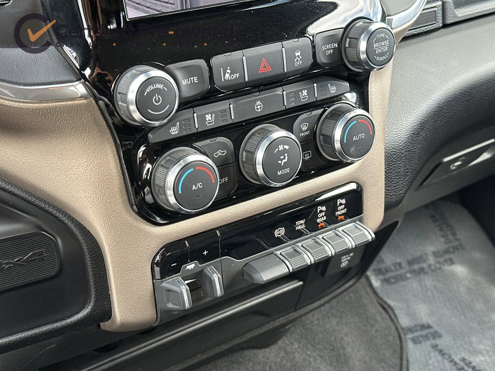 Used 2024 RAM 2500 Laramie w/ Safety Group AWD/4WD image 20