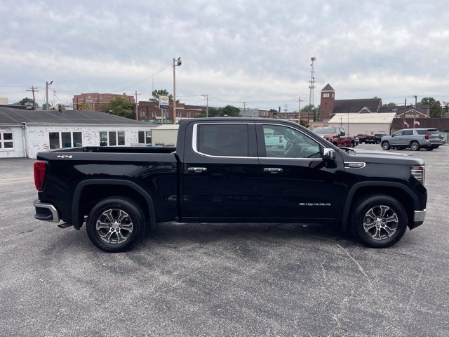 Used 2025 GMC Sierra 1500 SLT AWD/4WD image 4