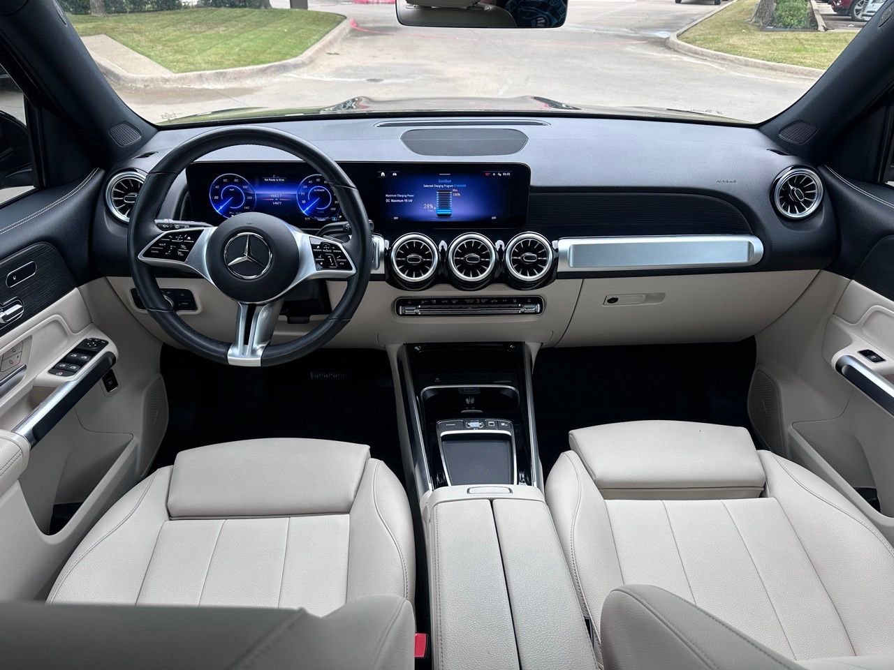 Used 2025 Mercedes-Benz EQB 250+ image 20