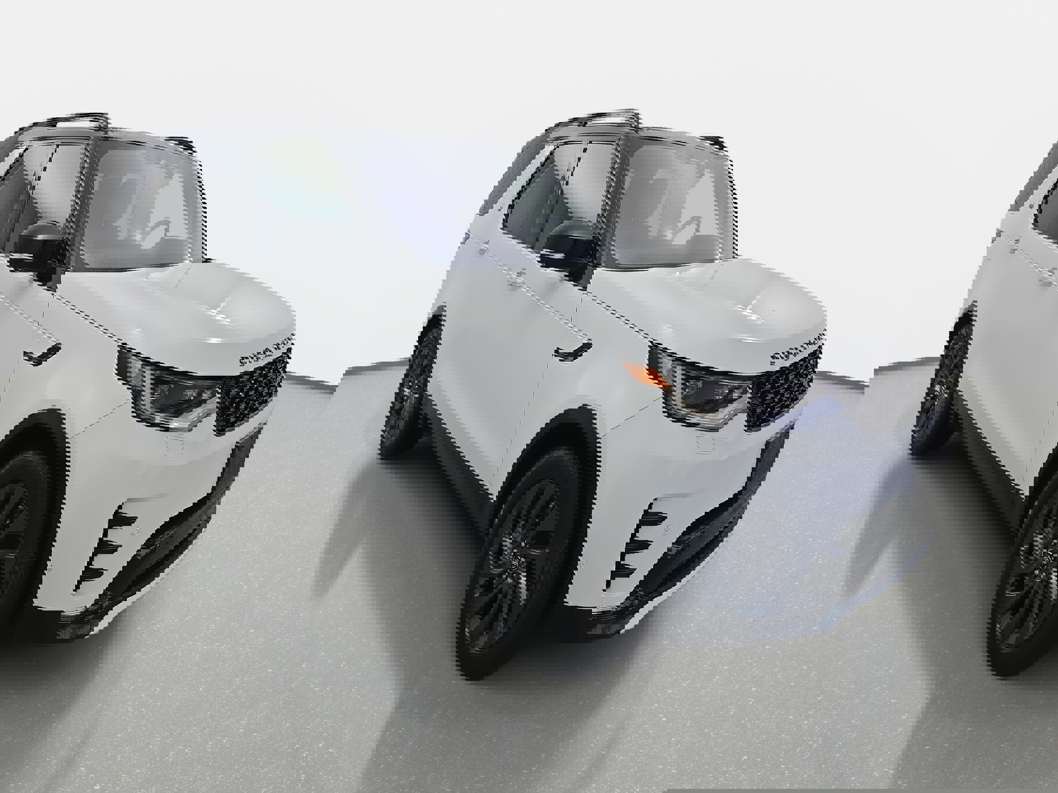 Used 2022 Land Rover Discovery S R-Dynamic image 3