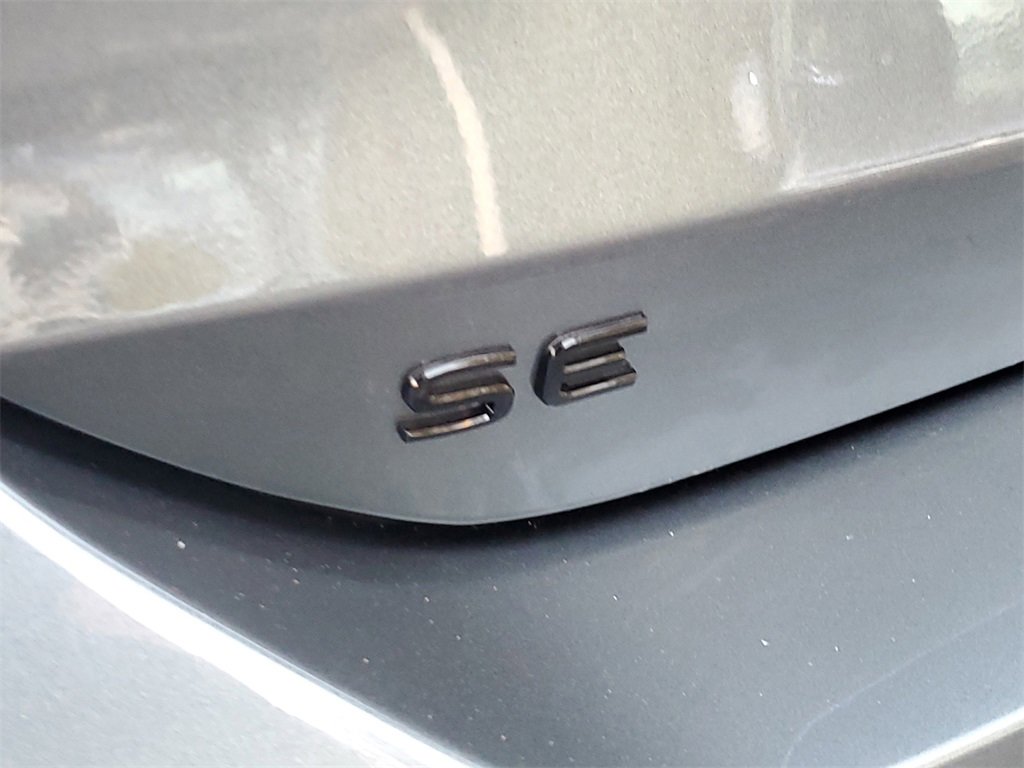 New 2026 Volkswagen Tiguan SE R-Line image 6