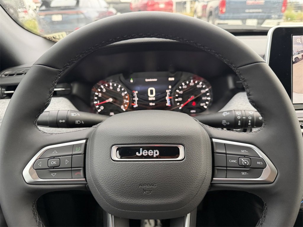 New 2026 Jeep Compass Latitude image 24