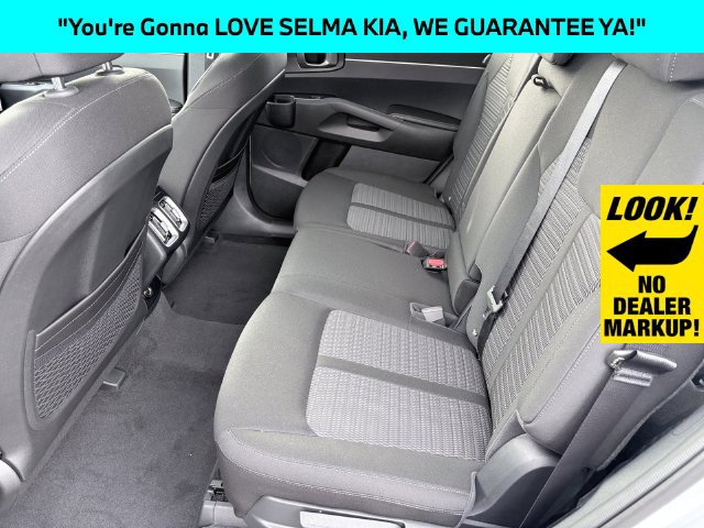 New 2026 Kia Sorento LX FWD image 6