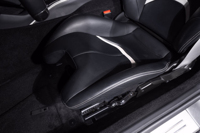 Used 2019 Ferrari 812 Superfast RWD image 24