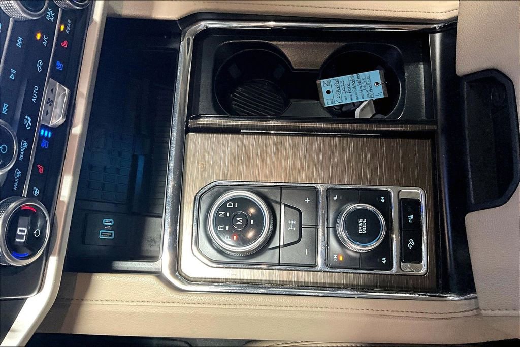 Used 2023 Ford Expedition Max Limited AWD/4WD image 16