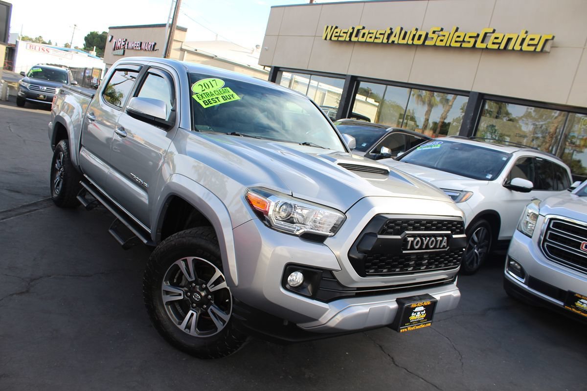 Used 2017 Toyota Tacoma TRD Sport w/ Tow Package RWD image 33