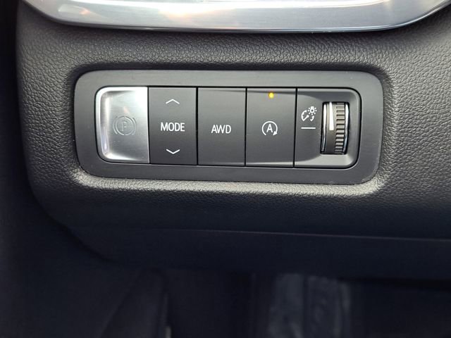 Used 2024 GMC Acadia Elevation image 28