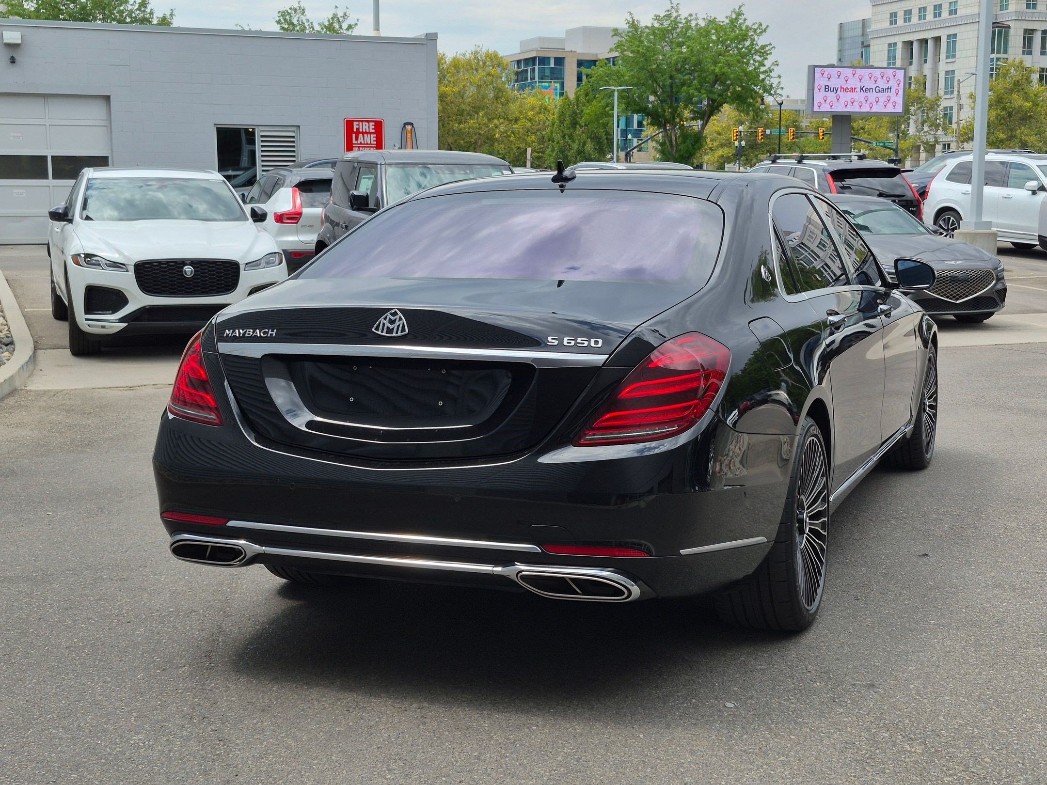 Used 2018 Mercedes-Benz Maybach S 650 image 3