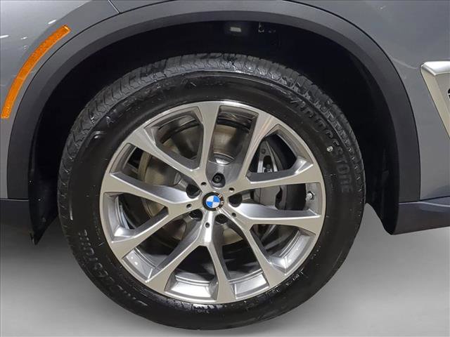 New 2026 BMW X5 xDrive40i AWD/4WD image 10