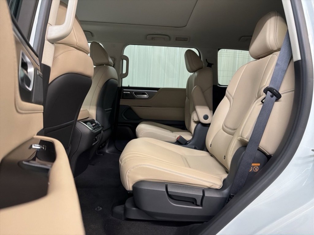 New 2026 INFINITI QX80 Pure image 28