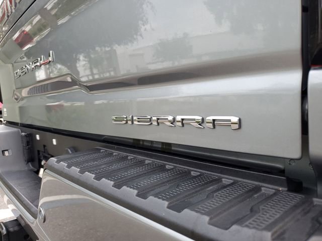 Used 2024 GMC Sierra 3500 Denali w/ Denali Reserve Package AWD/4WD image 7