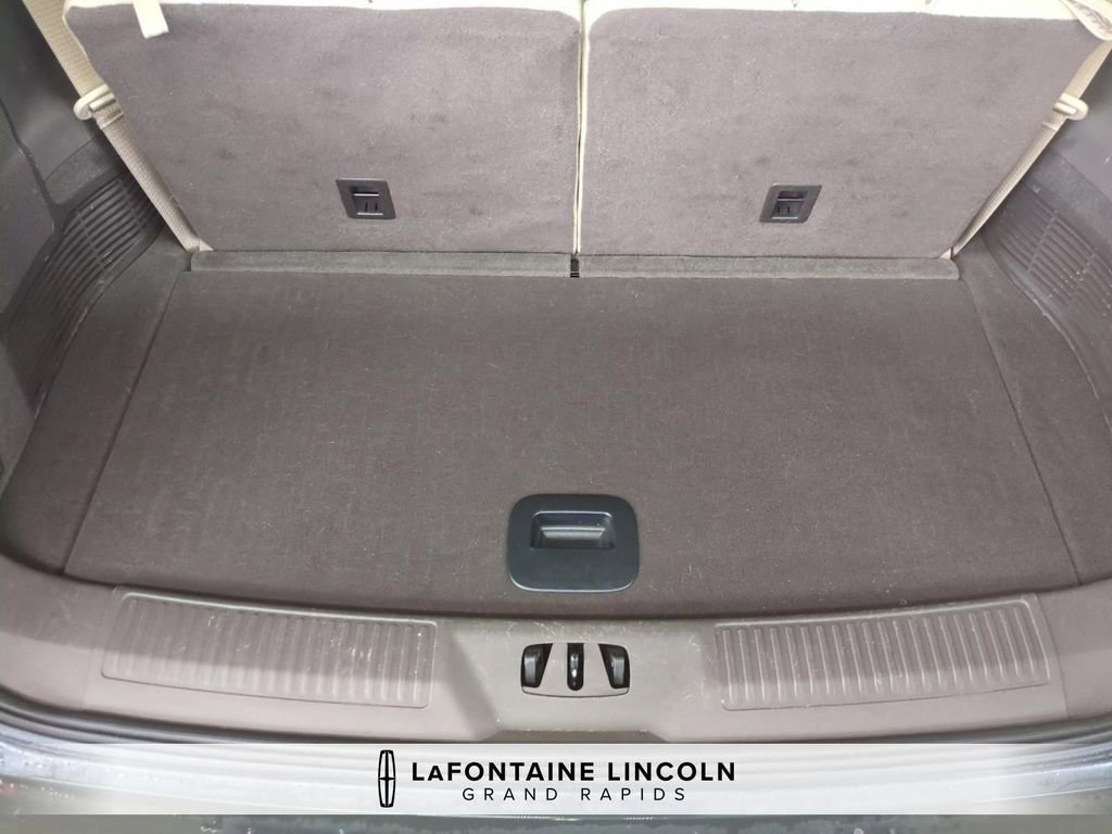 Certified 2023 Lincoln Aviator Reserve w/ Equipment Group 201A image 30