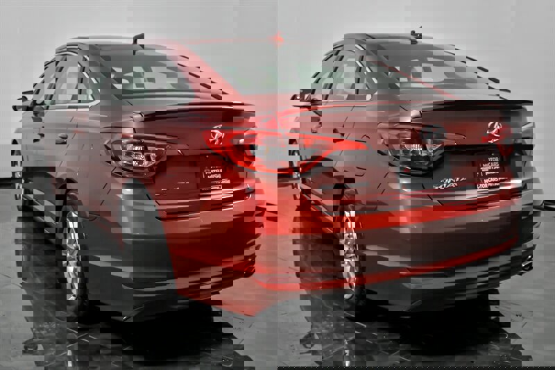 Used 2017 Hyundai Sonata SE FWD image 8