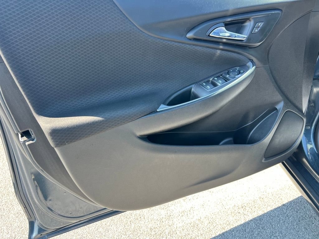 Used 2020 Chevrolet Malibu LS w/ LPO, Convenience Package 1 image 14