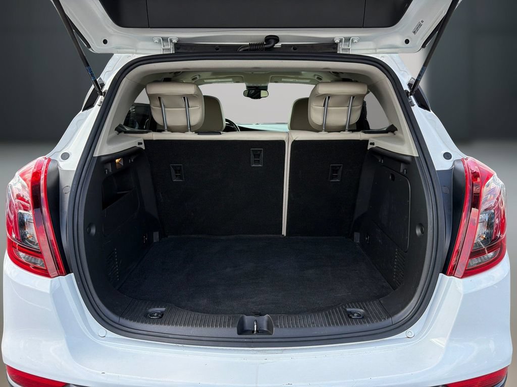 Certified 2019 Buick Encore Essence FWD image 12
