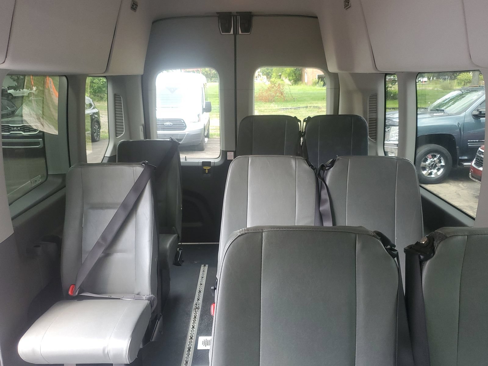 Used 2020 Ford Transit 350 XL RWD image 22
